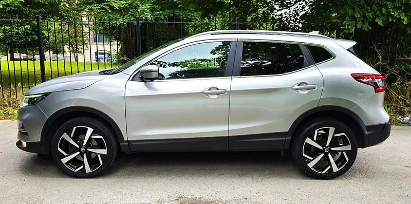 Used Nissan Qashqai Tekna 2017 Silver SUV