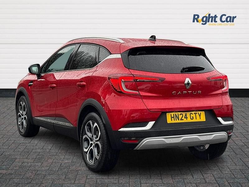 Used Renault Captur Techno 91 HP (66 kW) 2024 Red SUV