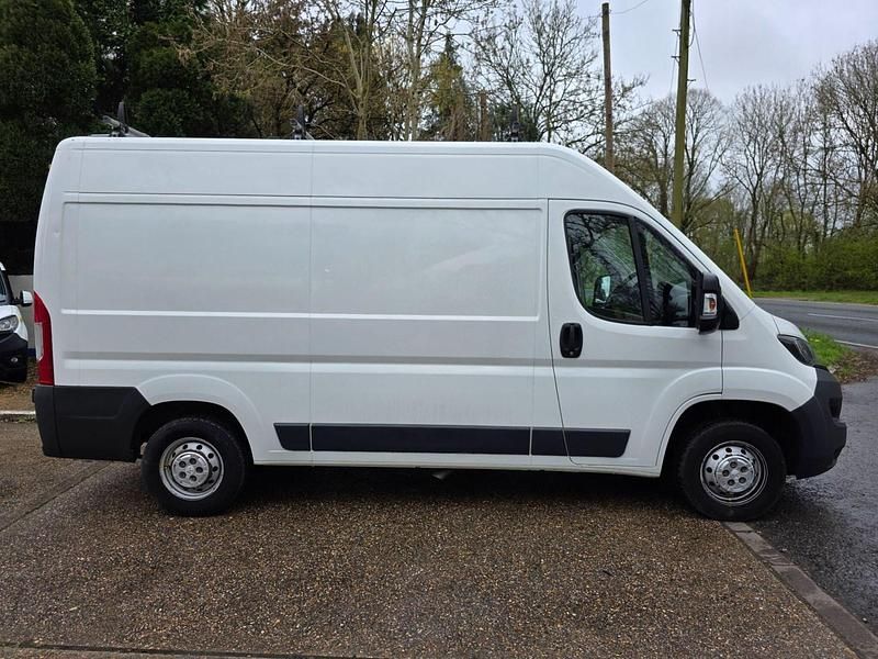 Second-hand Peugeot Boxer 130 CP (95 kW) 2018 Alb Van