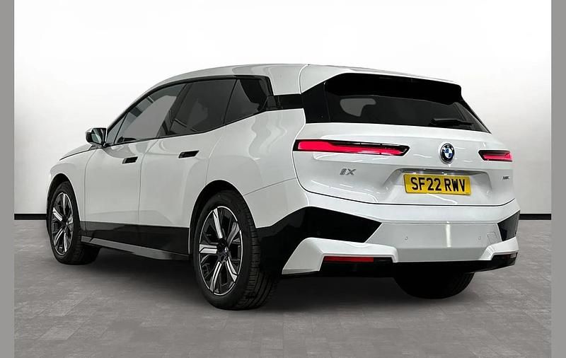 Used BMW iX M Sport 239 kW (326 HP) 2022 White SUV