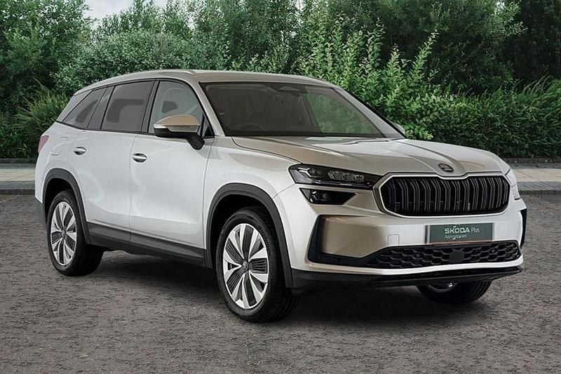 Smokey silver New 2025 Skoda Kodiaq SE L SUV | £34,690 (Super price) - Image 1/4