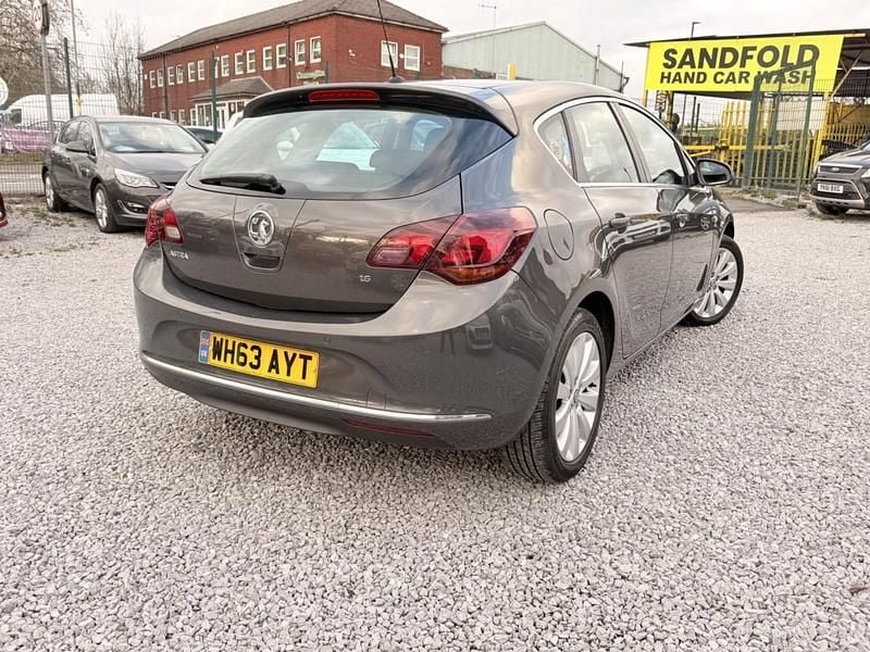 Used Vauxhall Astra Elite 2014 Grey Hatchback