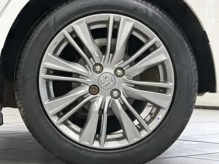 Used Suzuki Baleno SZ5 90 HP (66 kW) 2018 White Hatchback