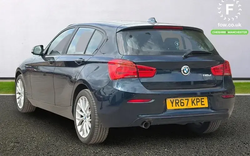 Used BMW 118 Sport Line 150 HP (110 kW) 2017 Blue Hatchback