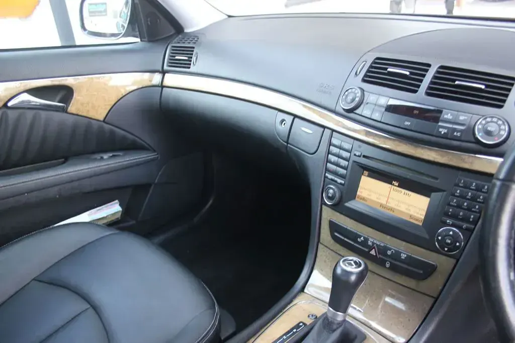 Used Mercedes E280 2009 Black Sedan