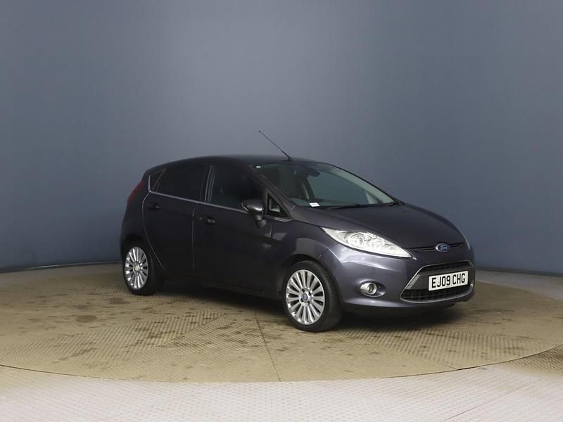 Grey Used 2009 Ford Fiesta Titanium Hatchback | £1,195 (Good price) - Image 1/4