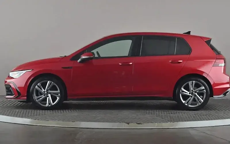 Used VW Golf VIII R-line 150 HP (110 kW) 2024 Red Hatchback