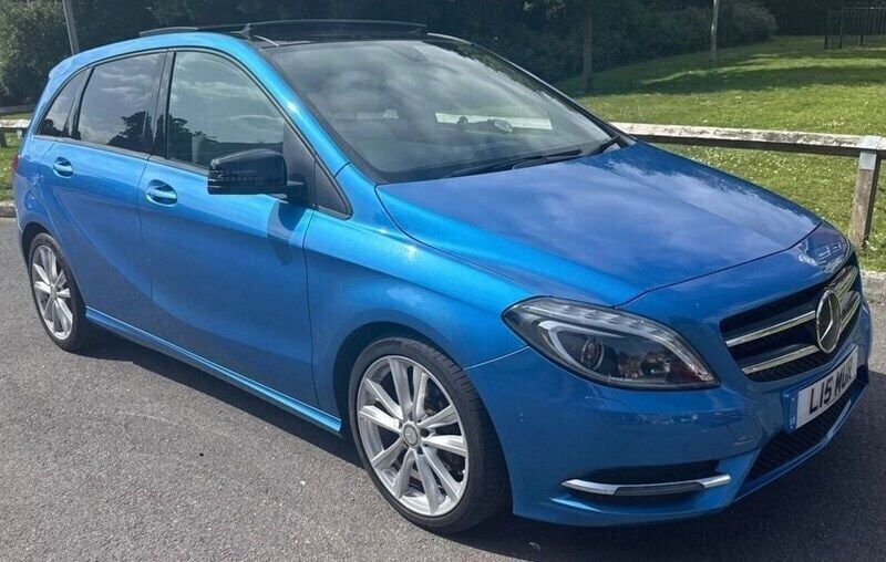 Blue Used 2014 Mercedes B200 MPV | £9,167 (Fair price) - Image 1/4