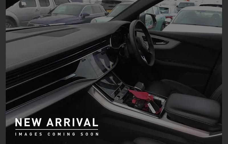 Used Audi Q8 S-Line 281 HP (206 kW) 2023 Grey SUV