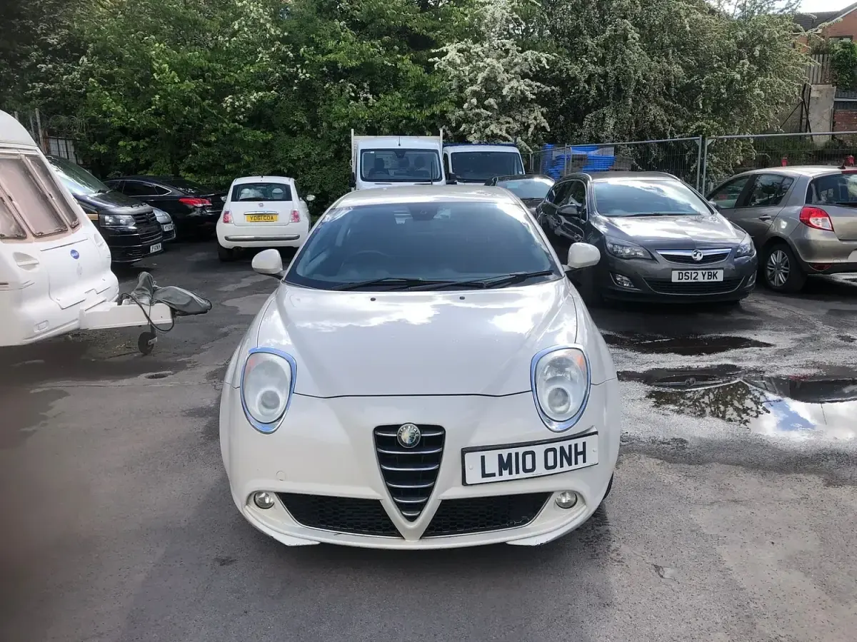 Begagnad Alfa Romeo MiTo Lusso 135 HK (99 kW) 2010 Vit Halvkombi