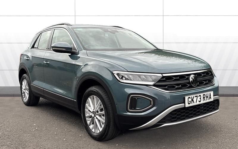 Used 2025 VW T-Roc Life SUV | £22,398 (Fair price) - Image 1/4