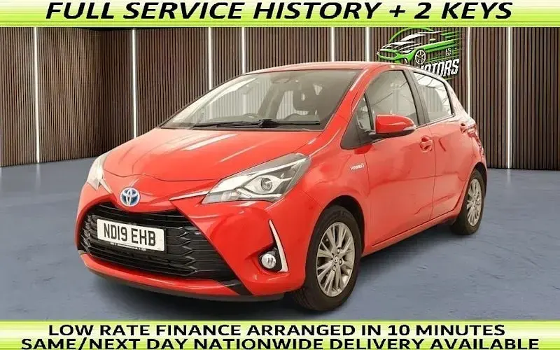 Usado Toyota Yaris Hybrid 101 HP (74 kW) 2020 Citadino