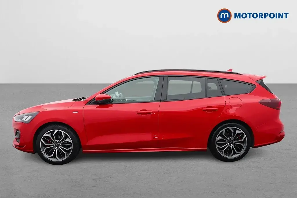 Used Ford Focus ST-Line X 2025 Red Estate