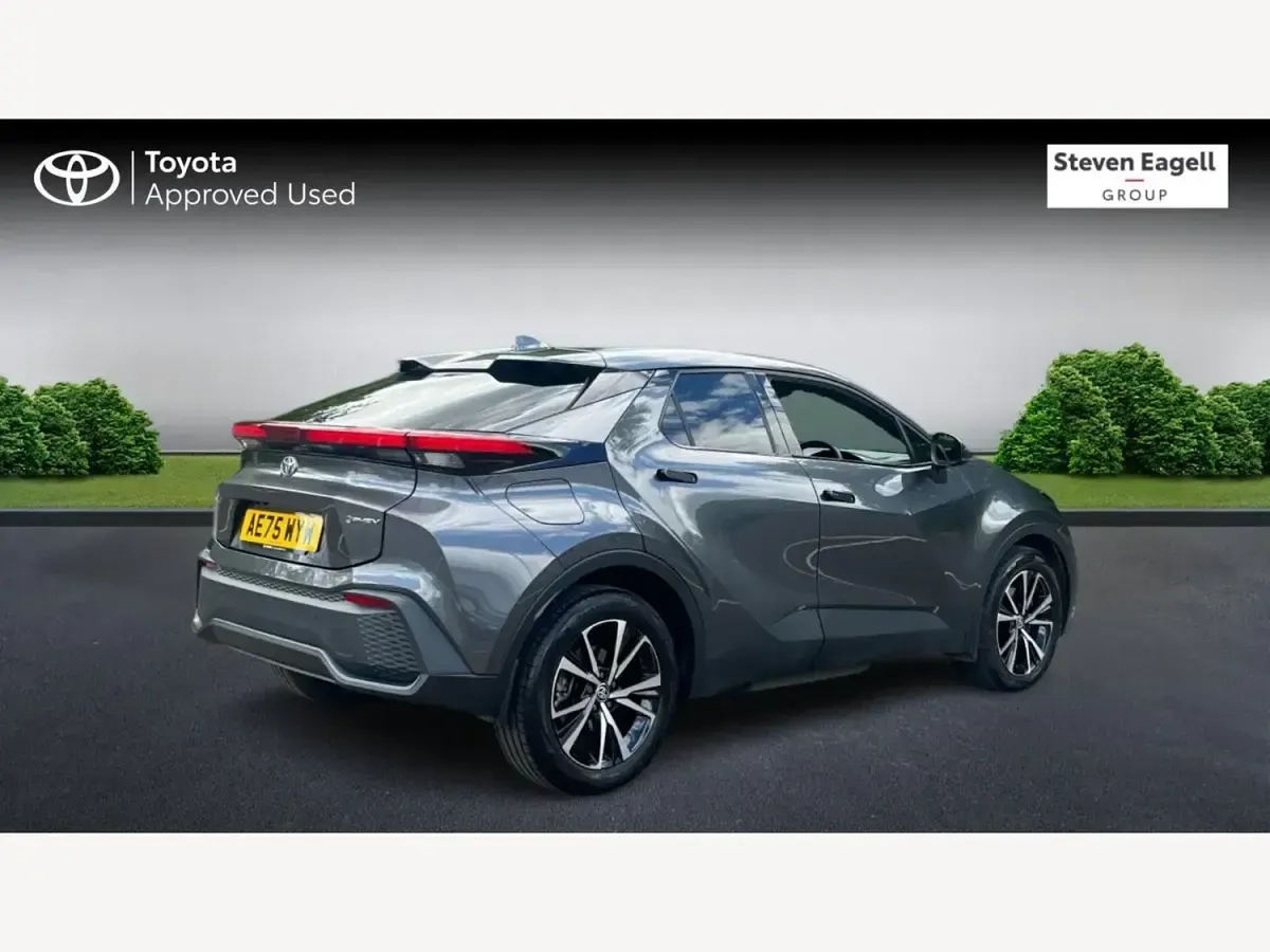 Second-hand Toyota C-HR Design 2025 Gri SUV