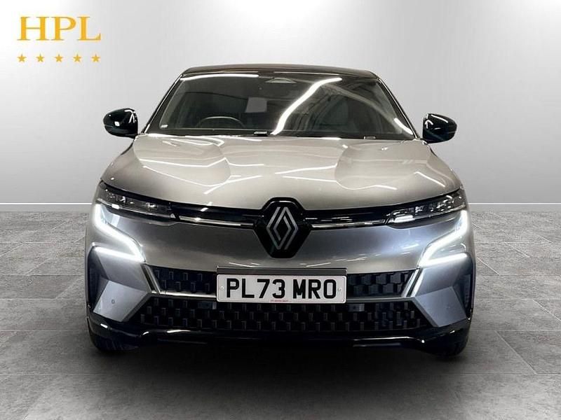 Used Renault Megane E-Tech Techno 161 kW (220 HP) 2023 Grey Hatchback