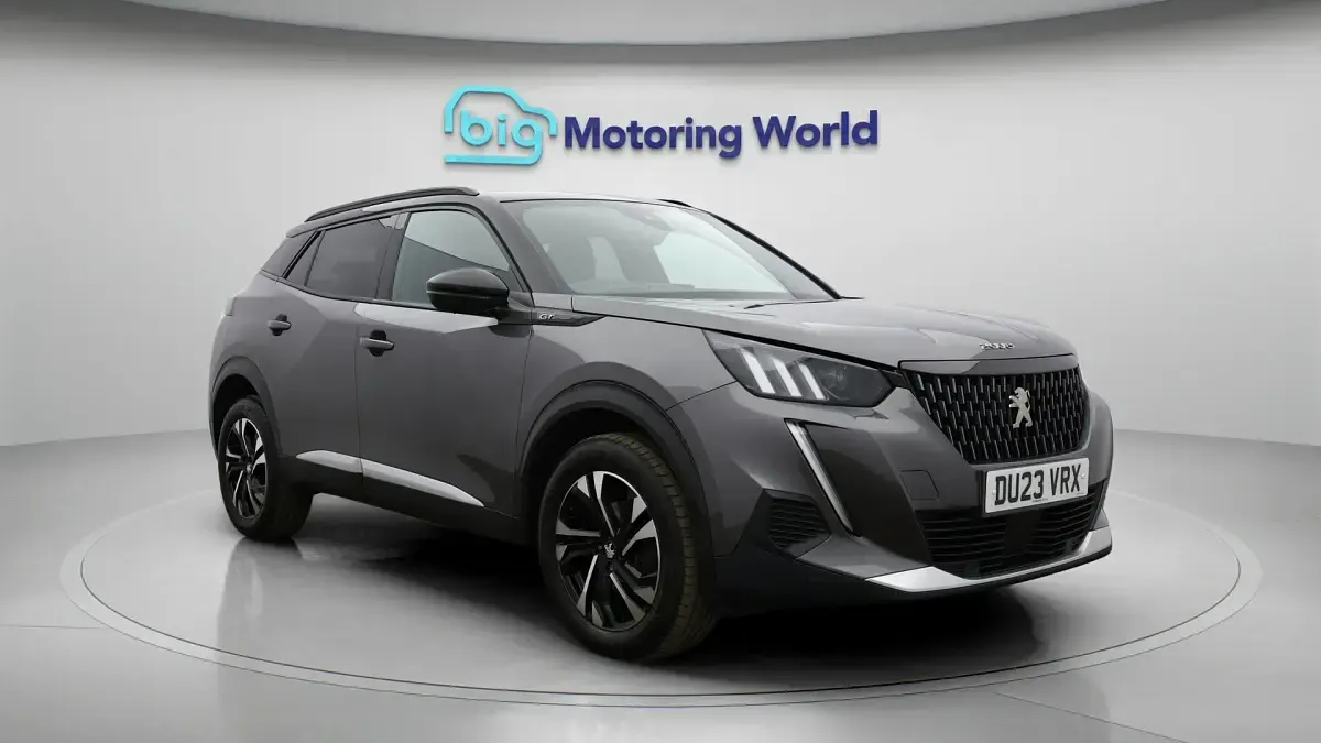 Used Peugeot 2008 GT 131 HP (96 kW) 2023 SUV