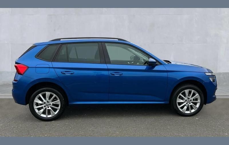 Used Skoda Kamiq SE Drive 110 HP (80 kW) 2023 Race blue metallic SUV