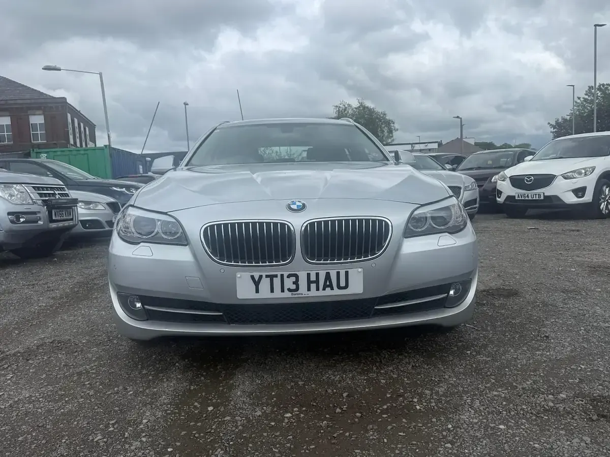 Used BMW 520 184 HP (135 kW) 2013 Silver Estate