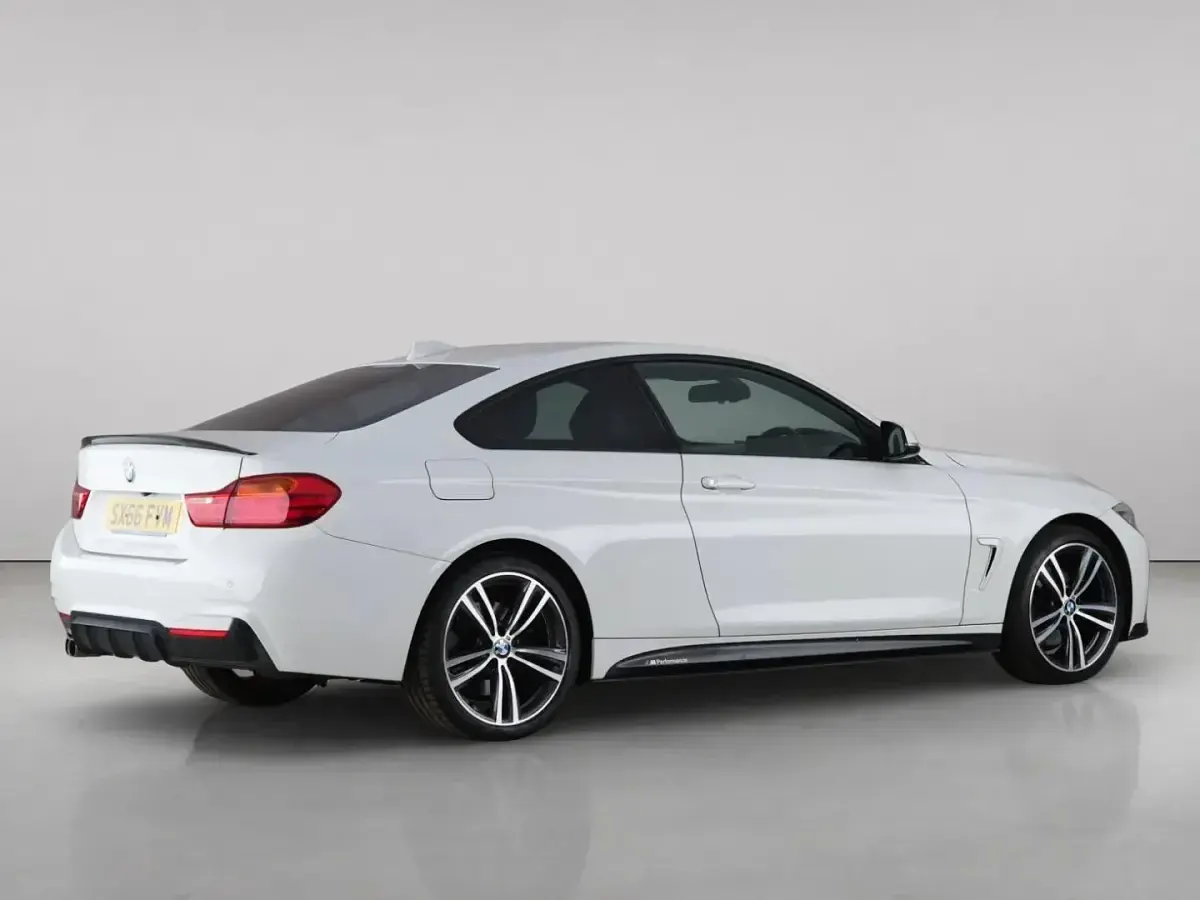 Used BMW 430 M Sport 258 HP (189 kW) 2017 White Coupe