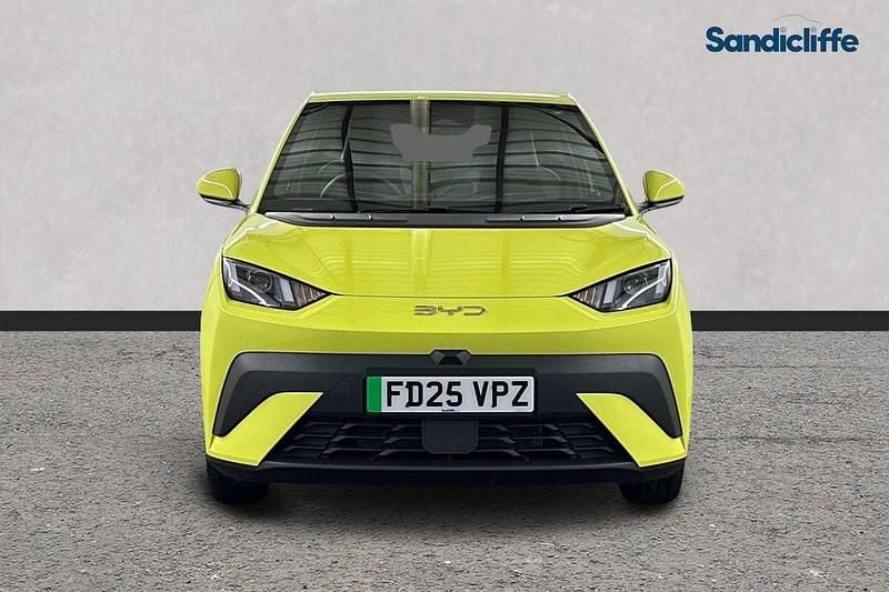 Used BYD Dolphin Boost 64 kW (88 HP) 2025 Lime green Hatchback