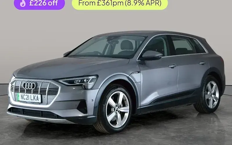 Używany Audi e-tron Comfort 300 kW (408 KM) 2021 SUV