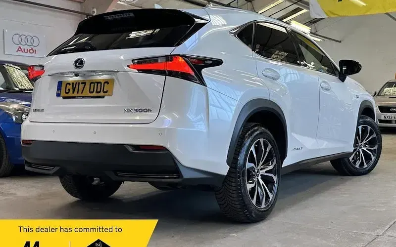 Used Lexus NX300h Sport Line 197 HP (144 kW) 2017 White SUV