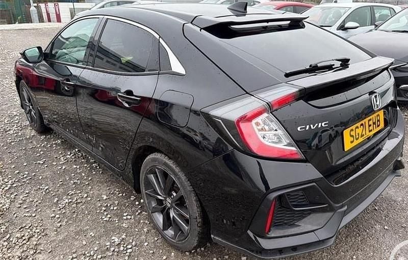 Used Honda Civic SR 126 HP (92 kW) 2021 Crystal black Hatchback