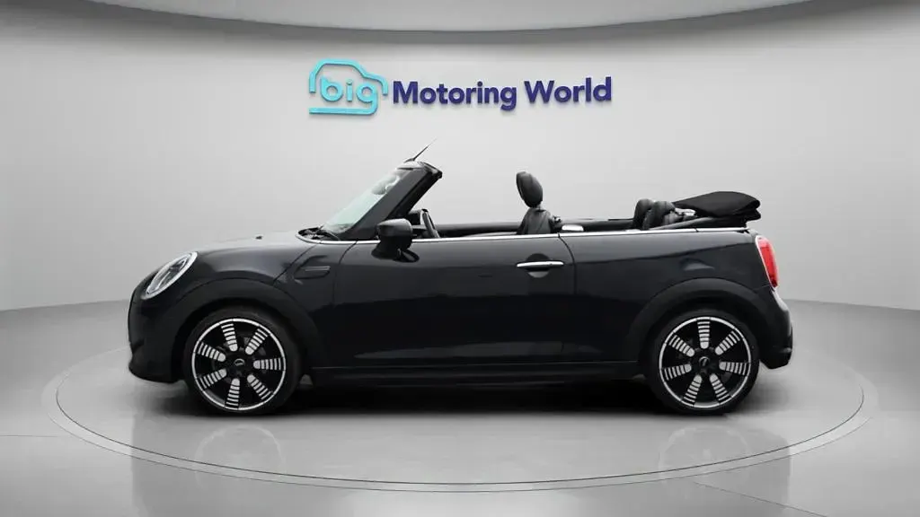 Used Mini Cooper Cabriolet Exclusive 136 HP (100 kW) 2023 Black Cabriolet
