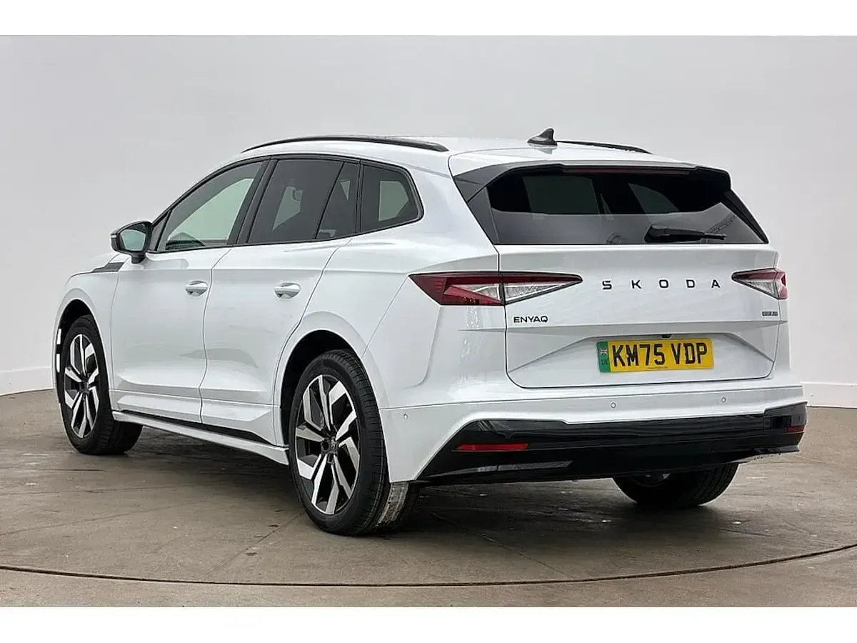 Used Skoda Enyaq iV SportLine 154 kW (210 HP) 2026 Moon white metallic SUV