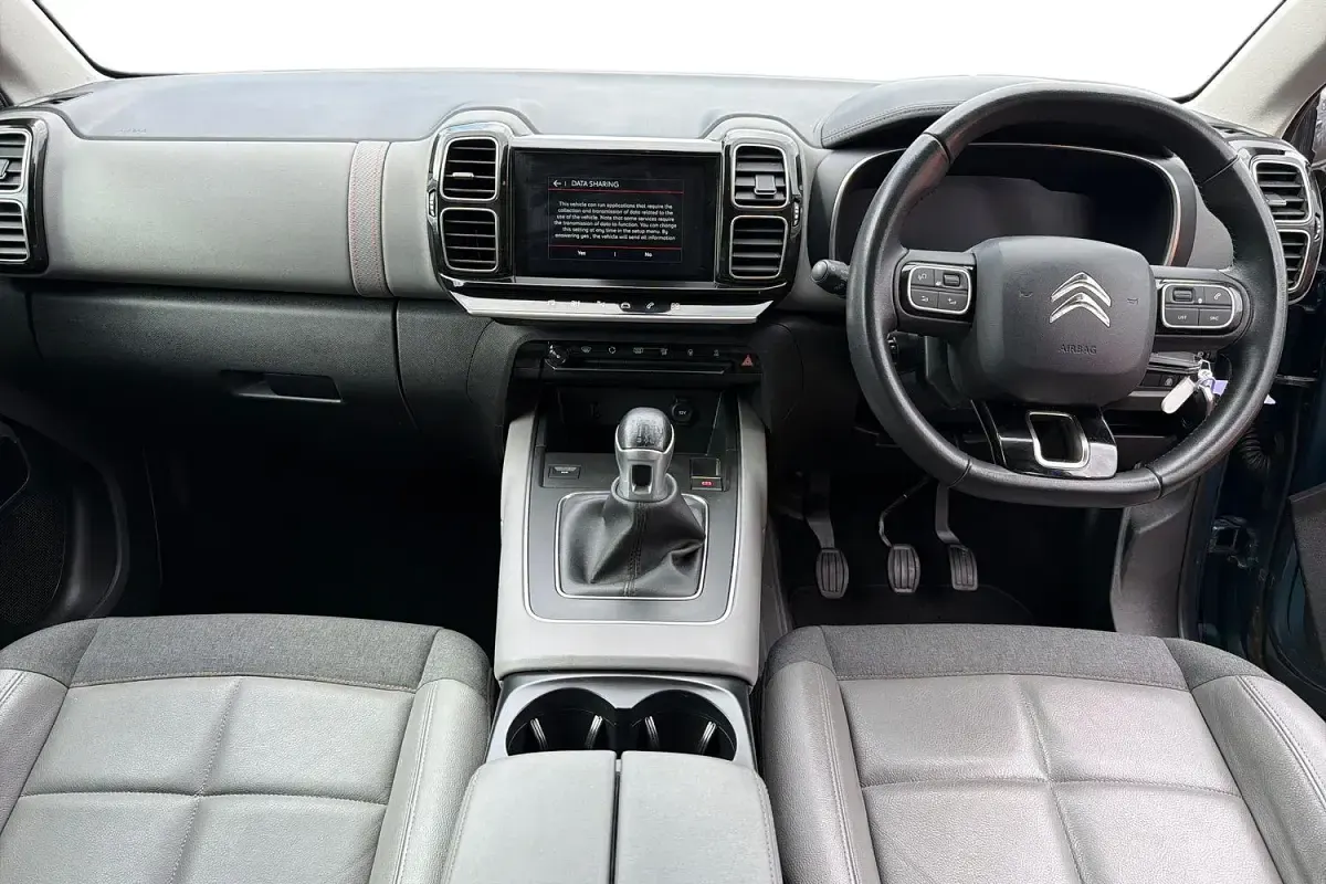 Used Citroën C5 Flair 130 HP (95 kW) 2020 Blue Hatchback