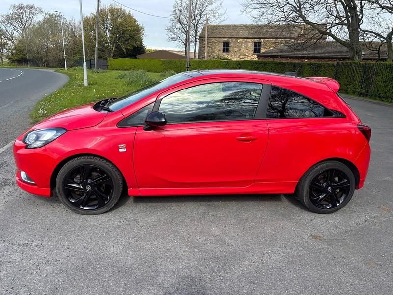 Used Vauxhall Corsa Edition 100 HP (73 kW) 2016 Red Hatchback