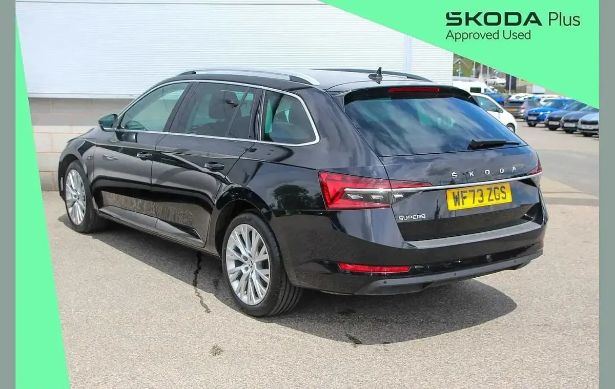 Used Skoda Superb SE L 196 HP (144 kW) 2023 Black magic pearl effect Estate