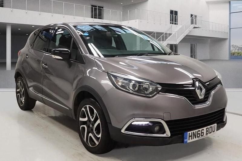 Grey Used 2016 Renault Captur Dynamique SUV | £4,725 (Fair price) - Image 1/1