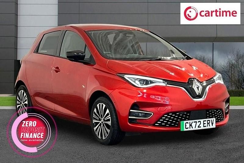 Used Renault Zoe Techno 100 kW (136 HP) 2022 Red Hatchback