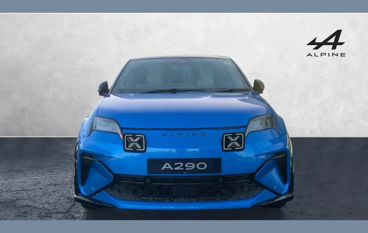 Używany Alpine A290 161 kW (220 KM) 2025 Niebieski Hatchback