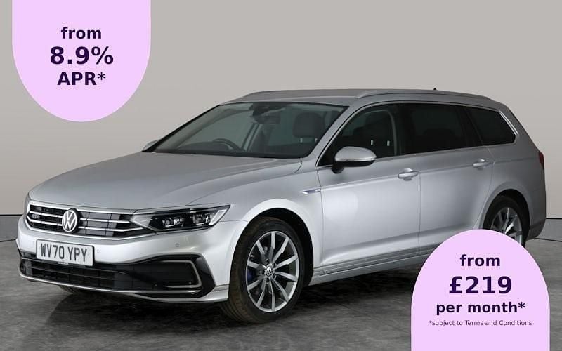 Used 2023 VW Passat Advance Estate | £15,049 (Good price) - Image 1/2