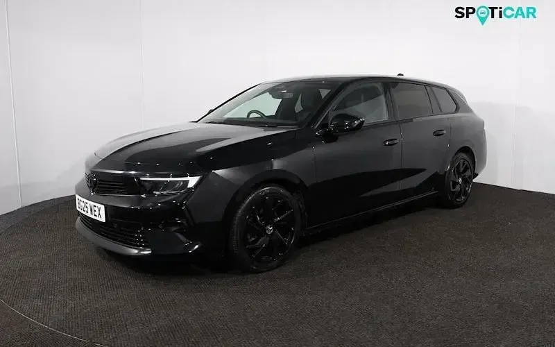 Used Vauxhall Astra S 131 HP (96 kW) 2025 Black Estate