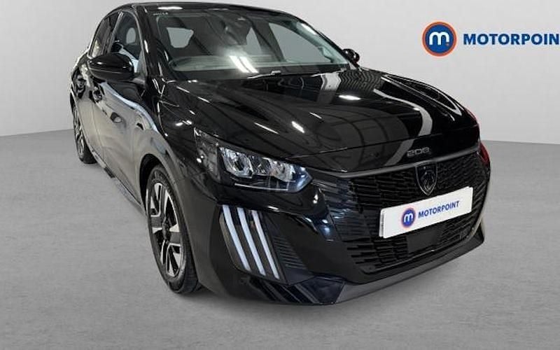 Usado Peugeot 208 Allure 101 HP (74 kW) 2025 Citadino