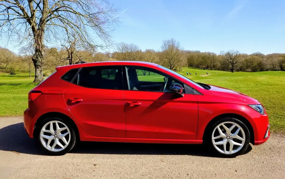 Używany Seat Ibiza FR 95 KM (69 kW) 2020 Czerwony Hatchback