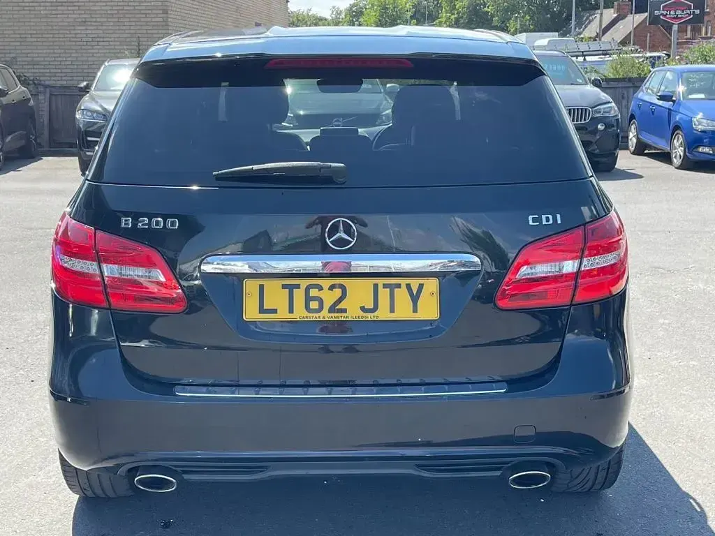 Used Mercedes B200 2012 Black Hatchback