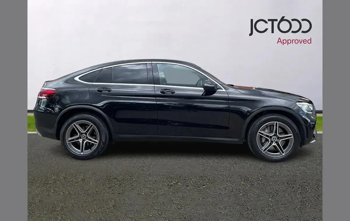 Used Mercedes GLC300 AMG line 254 HP (186 kW) 2021 Black SUV