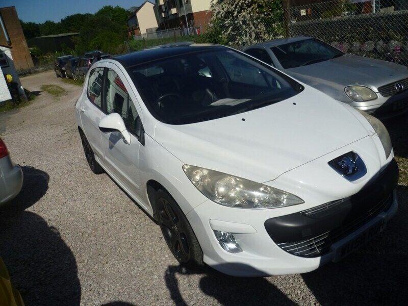 Used Peugeot 308 2008 White Hatchback