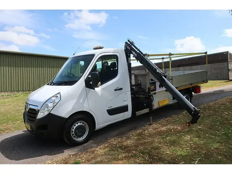 Used Vauxhall Movano 130 HP (95 kW) 2018 White MPV