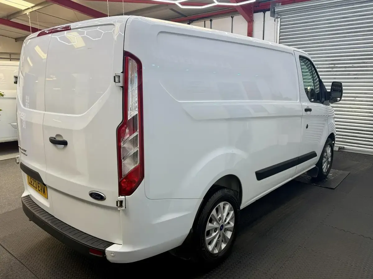Used Ford Transit Custom Trend 130 HP (95 kW) 2023 White Van