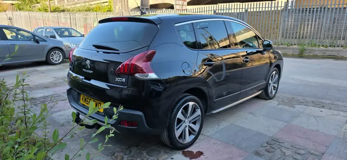 Used Peugeot 3008 Allure 2016 Black Hatchback
