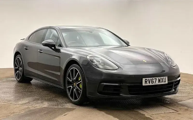 Used Porsche Panamera 462 HP (339 kW) 2020 Hatchback