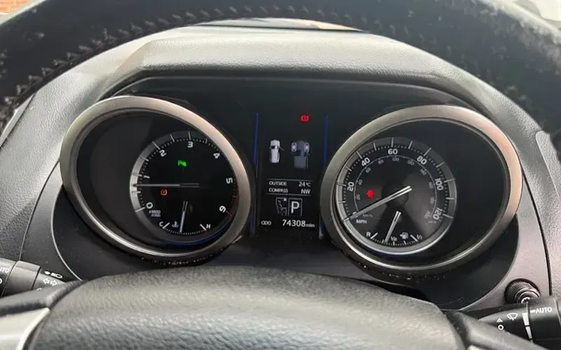 Used Toyota Land Cruiser 177 HP (130 kW) 2016 Black SUV
