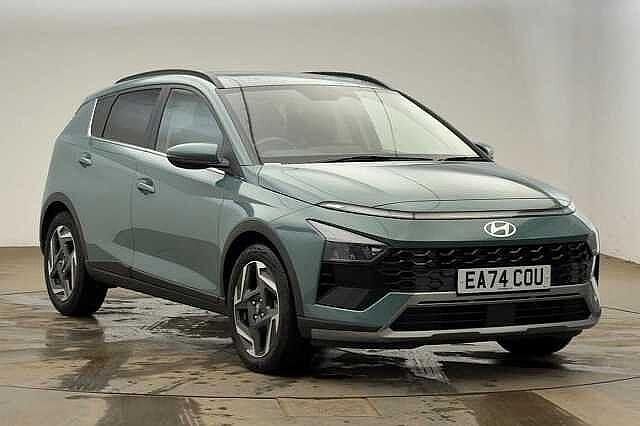 Green Used 2024 Hyundai Bayon Ultimate SUV | £19,295 (Expensive) - Image 1/4