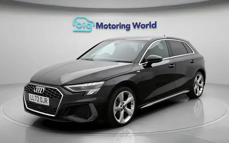 Used Audi A3 Sportback S-Line 150 HP (110 kW) 2024 Hatchback