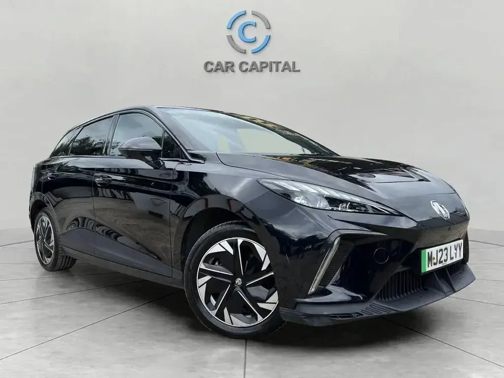 Usado MG MG4 EV Trophy 2023 Preto Citadino